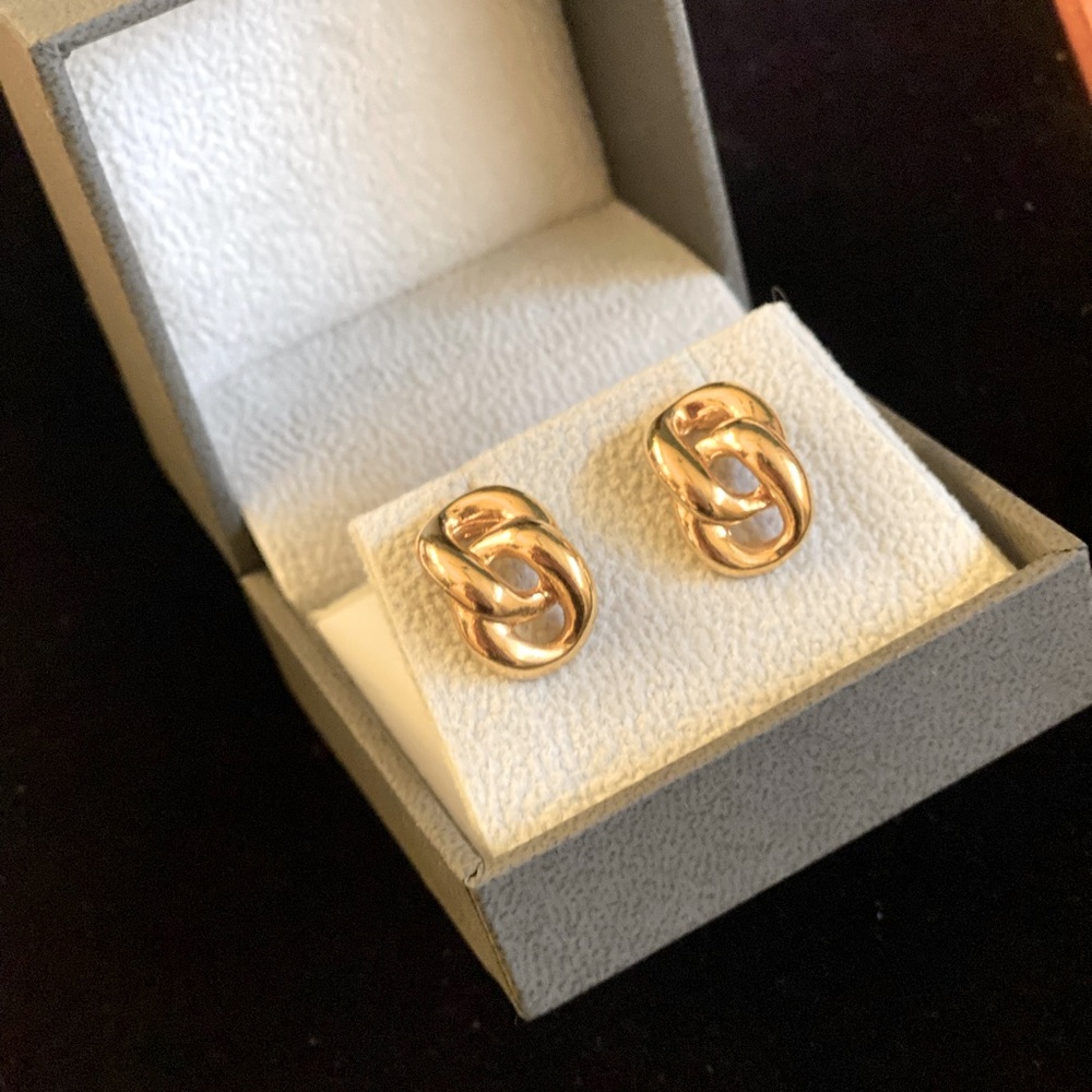 VINTAGE MONET / GOLD TONE / CHAIN CLIP ON / EARRING